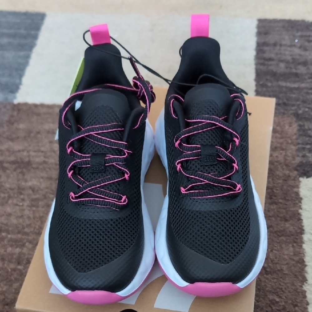 All in Motion Black and Pink Camren Sneakers